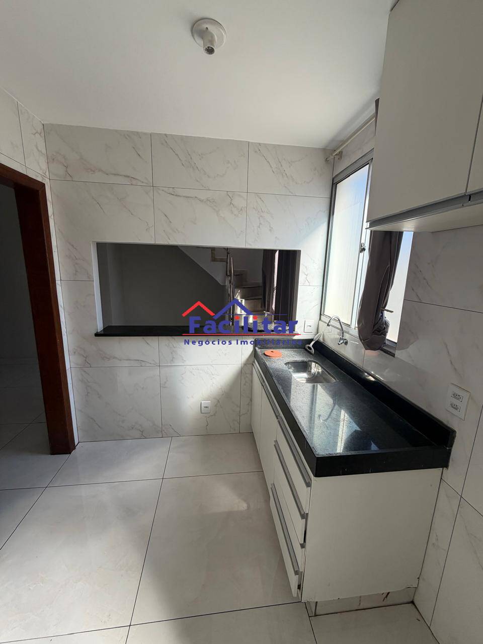 COBERTURA NO CASTELO COM AMPLO TERRAÇO POR R$ 550 MIL!